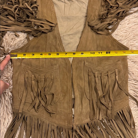 Spell Designs - Cowgirl Dreams
Tassel Fringe Vest - Picture 11 of 13